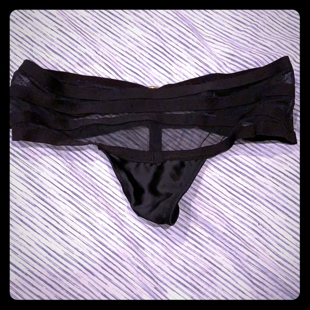 EUC Victoria’s Secret mesh metal thong so sexy